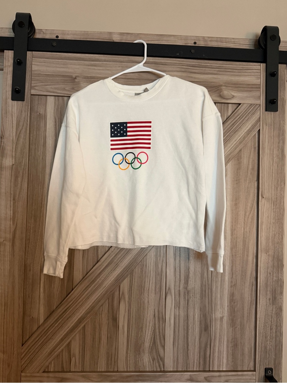 Old Navy Cropped White Crewneck Team USA Sweatshirt 🇺🇸